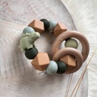 Bijtring met rammeleffect – ‘Dino green’