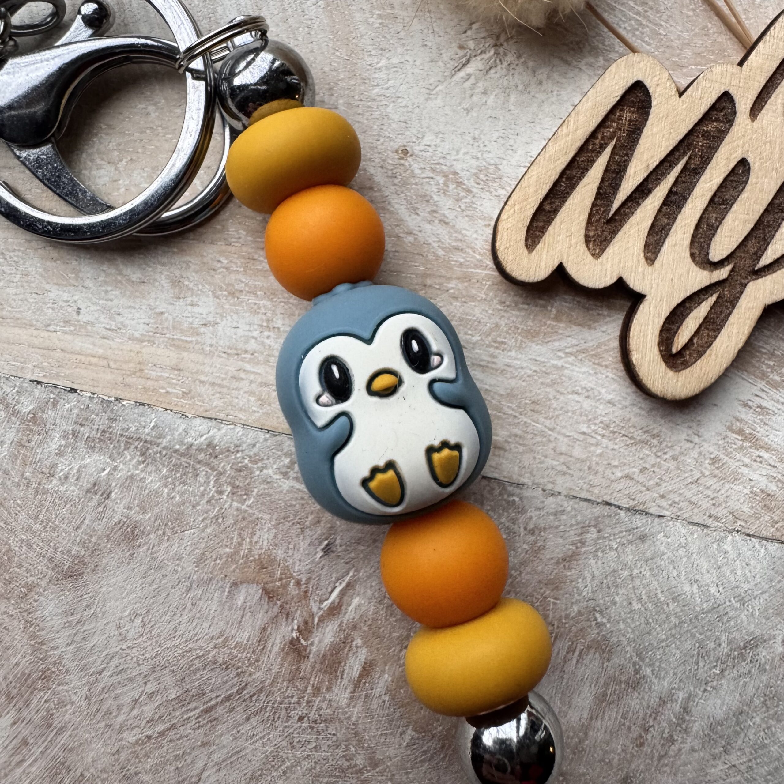 Luxe sleutelhanger: pinguïn - blauw, roest & oker - Afbeelding 2