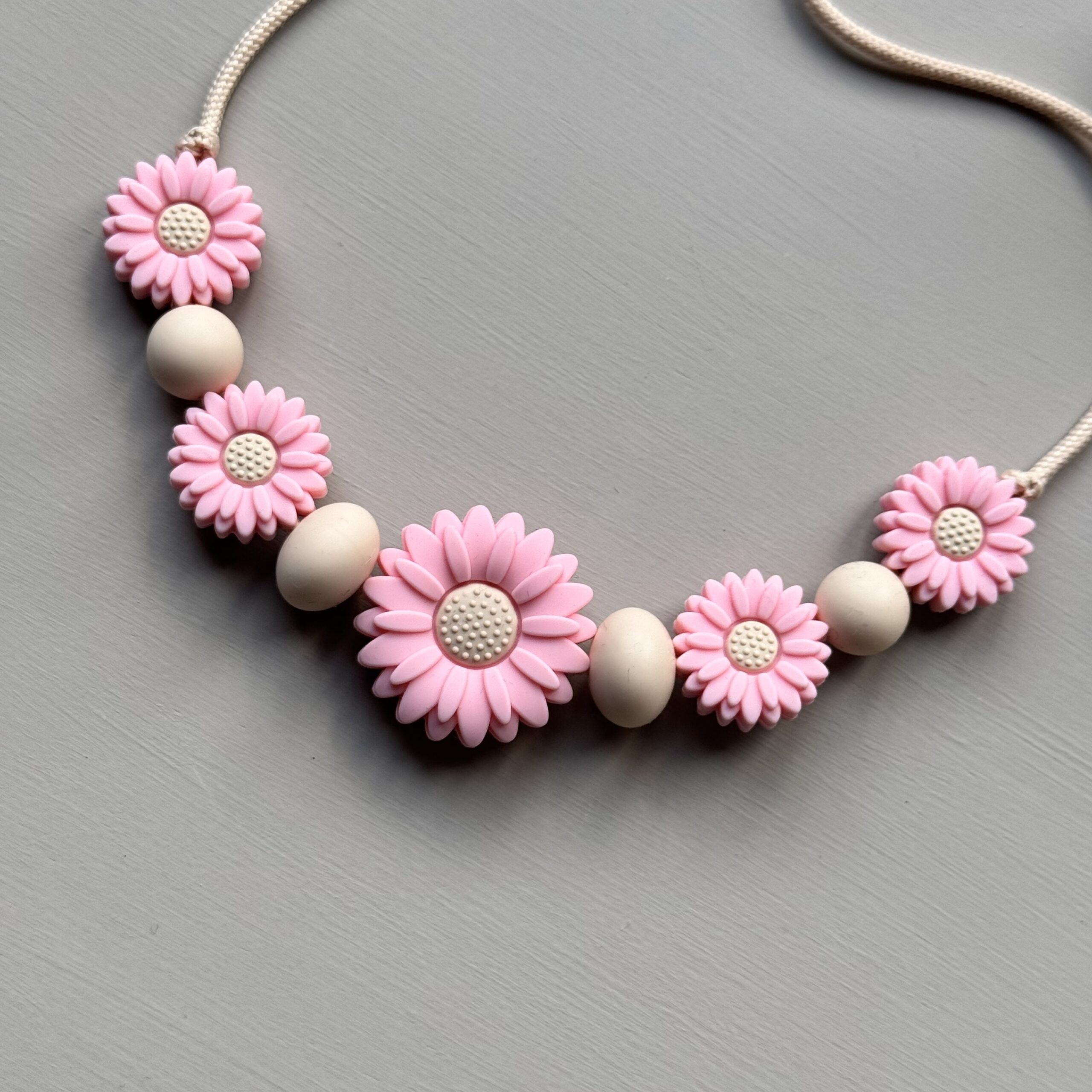 Friemelketting ‘flowers’ - roze - Afbeelding 2