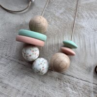 Borstvoedingsketting – spring flowers met hout