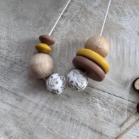 Borstvoedingsketting – bruin/ mosterd met hout