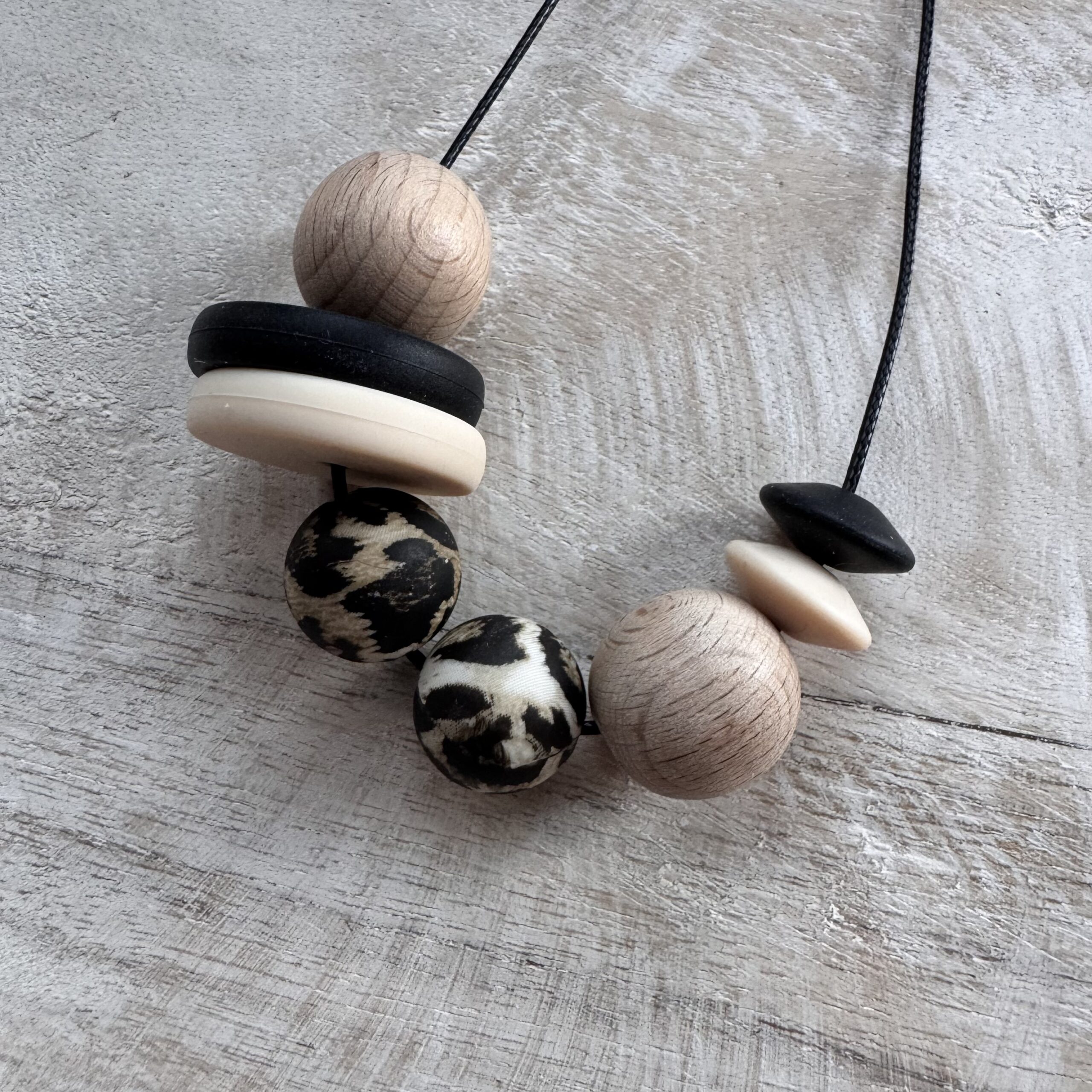 Borstvoedingsketting - luipaard met hout 2 - Afbeelding 2